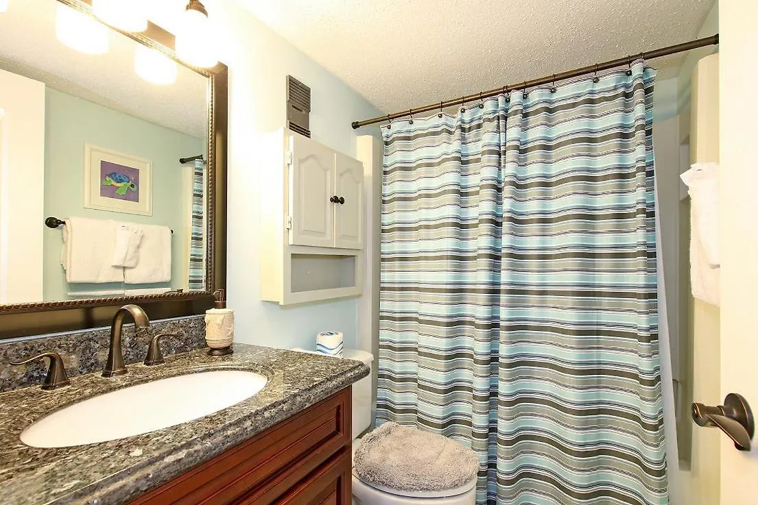 3061 - Cozy Three Bedroom Vacation Rental Destin