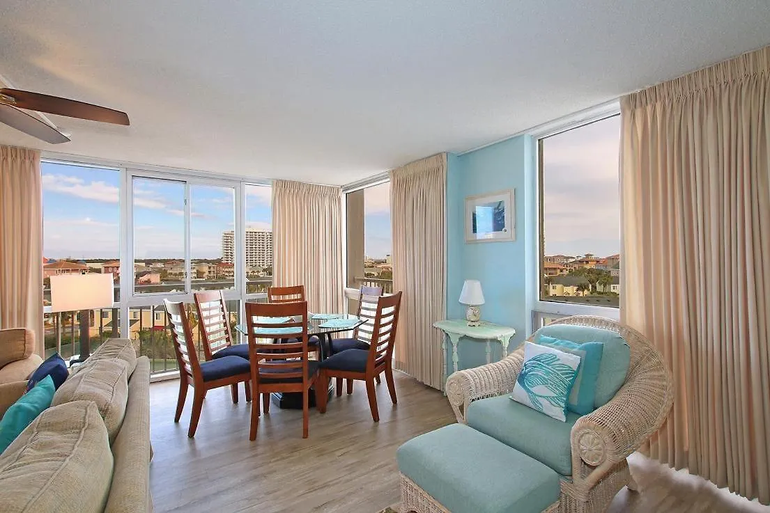 3061 - Cozy Three Bedroom Vacation Rental Destin 0*,